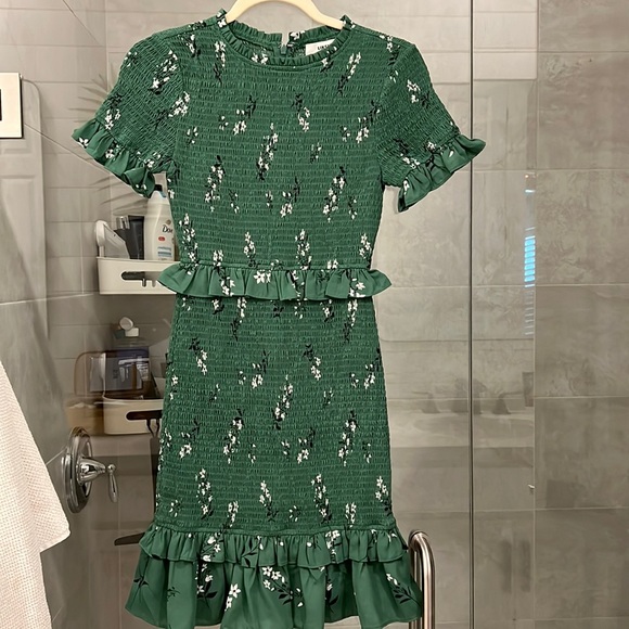 Likely - Size 2; Green Mini Dress - Picture 1 of 5